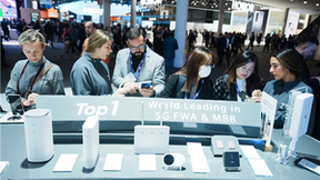 聚焦未来，中兴通讯于MWC24发布基于AI技术的全新旗舰FWA产品