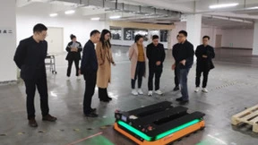 捷象与嘉腾机器人签署战略合作，共探智慧物流新境界