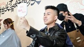佘诗曼空降TCL员工龙抬头活动现场，入职TCL创意感动生活频道