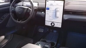 中国建筑国际：2023年营收净利双位数增长 战略转型全面提升ROE及现金流水平