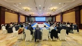 教辅革命，聚力共赢|众望凸飞教育全新数字化智慧教育新品惊艳长沙