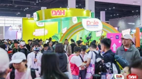 都乐超甜蕉，果燃超带劲，都乐助力锡马十年燃情开跑