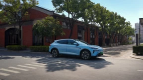 智能豪华超舒适大五座电动SUV全新腾势N7正式上市 这价格太牛了