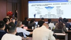 用友携客户走进中部地区领先企业，见证数智技术的澎湃力量