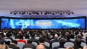 科大讯飞AI播报员：中关村论坛年会上的“声音”担当