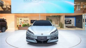 腾势Z9GT亮相北京车展，首秀即爆款，收获首张海外车主订单