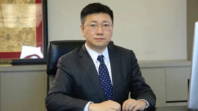 人民网专访：华胜天成以算力、场景、生态为三大抓手 加速企业AI转型