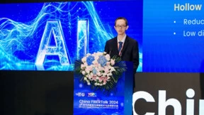 长飞乘浪AI+时代，推动光网络行业攀向新高峰