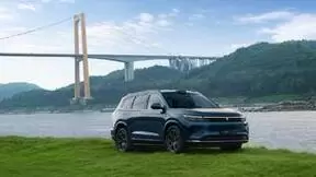 问界新M7 Ultra焕新上市，科技智能驾控定义未来出行