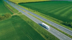 万纬物流获2024 LOG低碳供应链物流“杰出贡献奖”，深化践行低碳发展