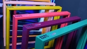 立邦与德毅隆联手推出创新复材边框，助力光伏行业全场景应用