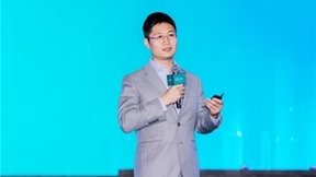 东软睿驰总裁兼CTO杜强：SDV+AI下的汽车软件架构和方案