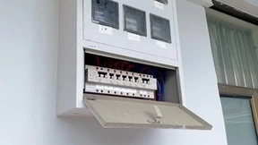 曼顿科技：着眼运营升级需求 赋能加油站智慧用电管理