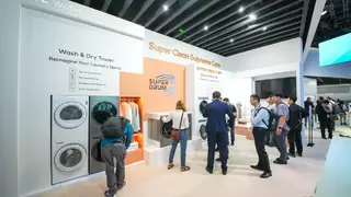 TCL实业携多款新品和创新技术亮相IFA2024，引领智慧生活新风尚