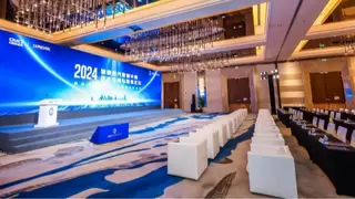 智算全栈解决方案2.0发布 四大液冷行标启动