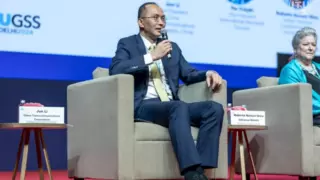 中国电信副总经理李峻：只有当人工智能成为公共基础设施，才能普惠大众