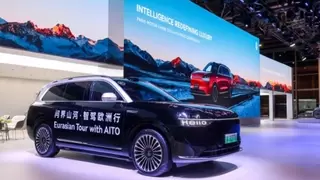 智行亚欧闪耀巴黎 问界智驾体验活动引领潮