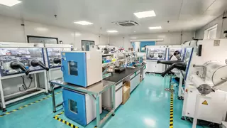 固态电池风起，商业化还有多远？