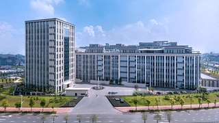 豪鹏科技固态电池样品验证，兼具高安全性及高比能量优势