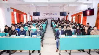 加速开发者云上成长，华为云人才培养合作计划开发者活动走进海南科技职业大学