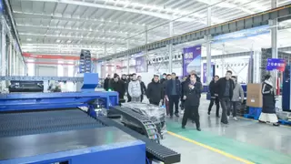 宏石激光北方总部基地（济南）正式投产，120kW超级体验开放日引领智能制造新篇章