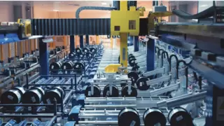 长飞公司成功入选工信部第一批卓越级智能工厂