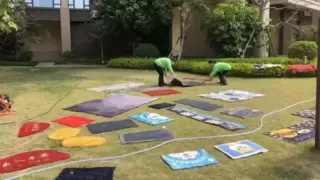 龙光集团：金蛇送福，社区将开展迎春节系列活动