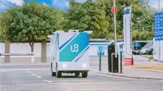 文远知行W5无人物流车登场，解锁物流智能新选择