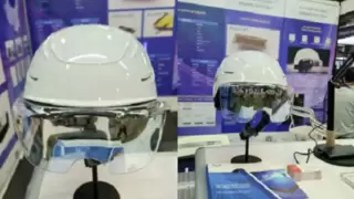 AI智能头盔首秀！鸿石智能于新加坡APE展大放异彩