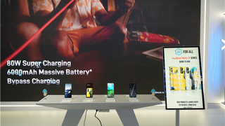 Ai Together驱动大模型能力整合　中兴通讯全场景AI终端亮相MWC2025