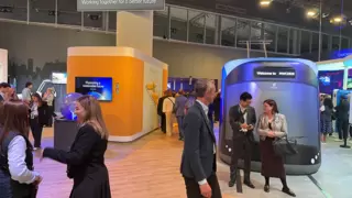 MWC2025专访爱立信高管：破解运营商增长困局，引领5G-A与AI融合创新