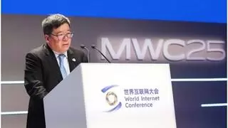 中兴通讯董事长李自学：算力筑基、 AI 启智，共迎数智化新纪元