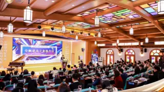 富士康集团园区长兼准时达CEO杨秋瑾女士荣膺“深圳巾帼建功杰出女企业家”称号