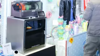 纵维立方Kobra S1 Combo闪耀2025上海TCT展会 消费级多色3D打印机获市场高度认可