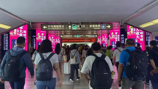 春糖视觉C位！家大业大酒喜庆红，就是春糖官方色