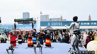 魔法原子“千景共创计划”再下一城：人形机器人小麦成为全球首个音乐节服务机器人