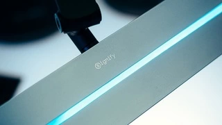 昕诺飞与梅赛德斯-AMG马石油F1车队推出联名台灯