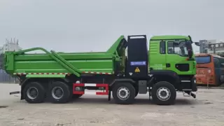 启源芯动力的“车电分离”实践:深圳“电池银行”让电动渣土车降本增效