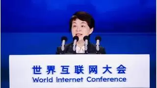 中兴通讯董事长方榕：加强数智筑基，推动AI进阶