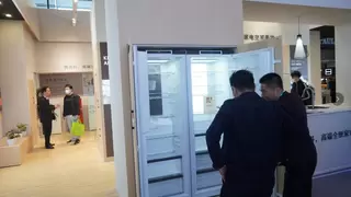 AWE2025：Magictec美吉嵌入式冰箱，重塑家居储鲜美学