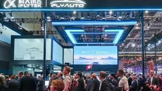 2025上海车展 | 讯飞星火大模型“朋友圈”持续扩大，智能座舱、智慧声场引领汽车交互新体验