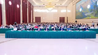 第十二届中国功能材料及其应用学术会议暨2025国际功能材料论坛在郑州隆重开幕