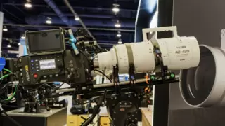 唯卓仕发布 LUNA 系列：全球首款 65mm 大画幅 10 倍变焦电影镜头，售价 69.9 万起