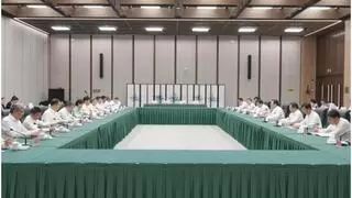 中兴通讯董事长方榕与雄安新区、河钢集团举行工作座谈，共商合作新篇