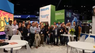 飞利浦商显闪耀美国InfoComm 2025：屏显艺术盛宴，以科技定义显示新标杆