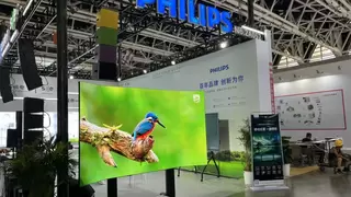 教育数字化变革新引擎！飞利浦商显亮相第六届西北教装展