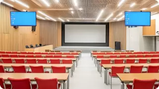 飞利浦商显赋能智慧课堂，助力南京大学商学院数智化跃迁