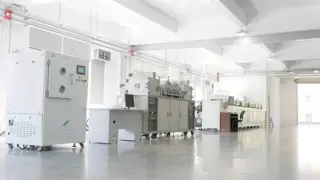 攻克大屏镀膜“卡脖子”难题！振华真空如何定义智能座舱光学新标杆？