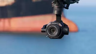 国产镜头破局长焦航拍！唯卓仕 AF 90mm F3.5 DL 空中利刃出鞘