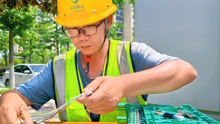 AI撑起“通信遮阳伞” 湖北移动全力以赴迎战高温“烤”验